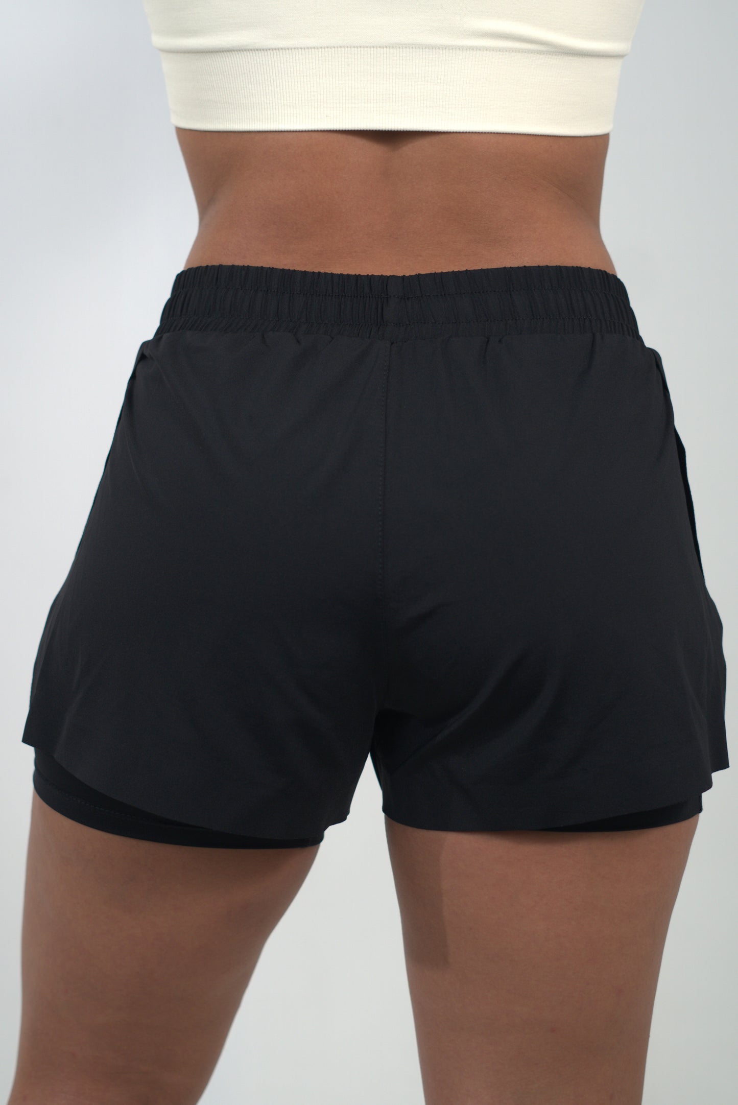 Short running con biker